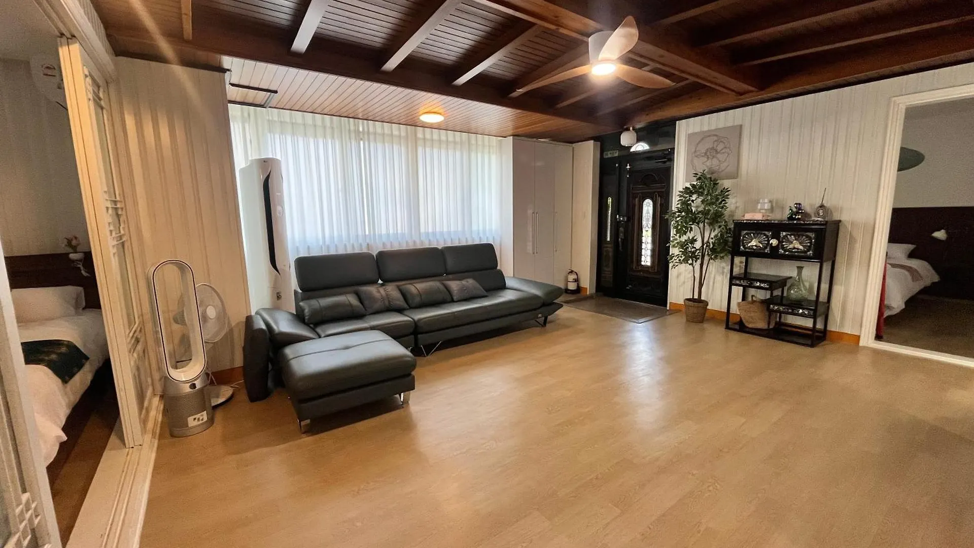 Mangwon Market 1Min, Mangwon Station 3Min, Korean-Style Accommodation, 4Room, 12Ppl ソウル特別市 アパート