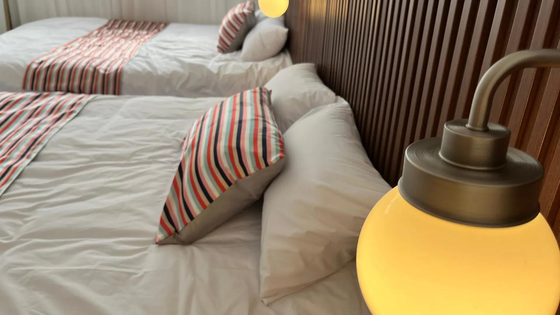 Mangwon Market 1Min, Mangwon Station 3Min, Korean-Style Accommodation, 4Room, 12Ppl ソウル特別市
